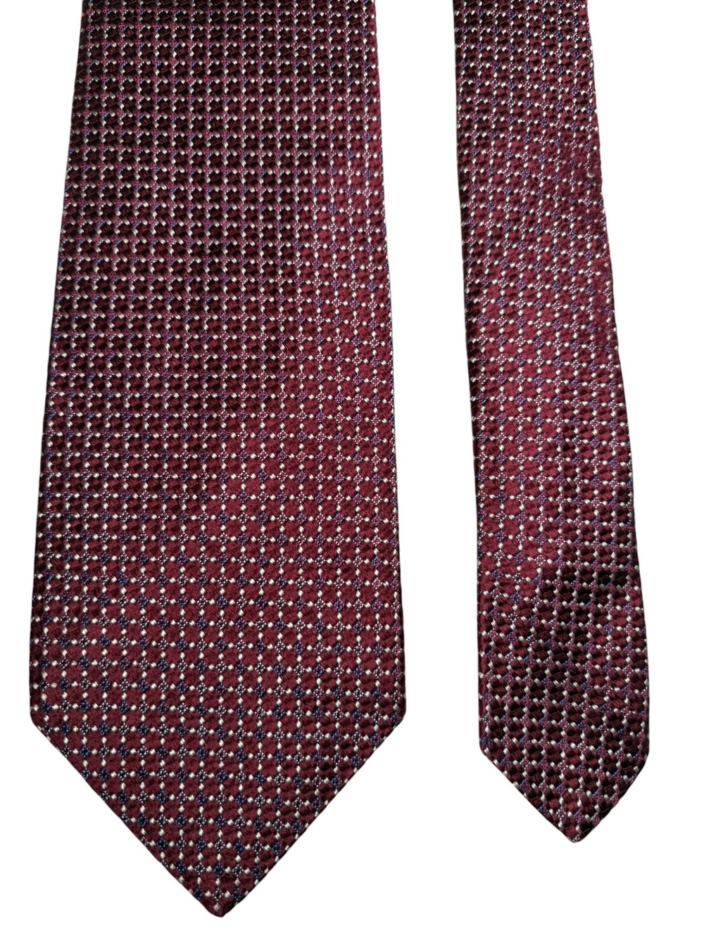 Brooks Brothers Silk Red Blue Diamond Jacquard Made in USA Men's Tie